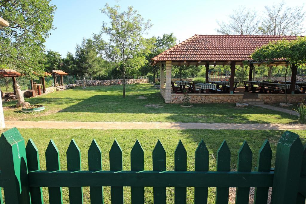 Agrotourism Galic Krka Drinovci Exterior foto